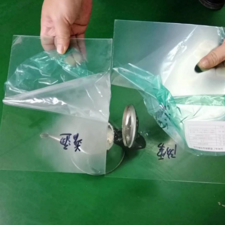 防雾PC1.5mm可做各种厚度双面片材亚克力板护目镜pc透明耐用