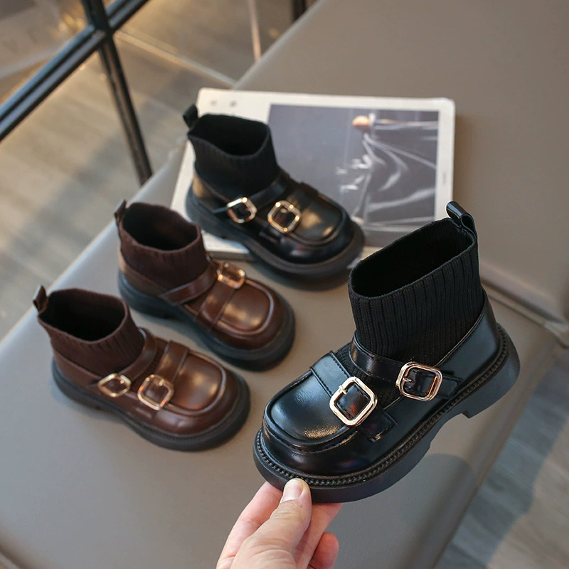 Английский стиль носки сапоги иностранные сапоги для девочек весна и осень 2025 новый стиль маленькая девочка короткие сапоги для детей с мягким дном оптом