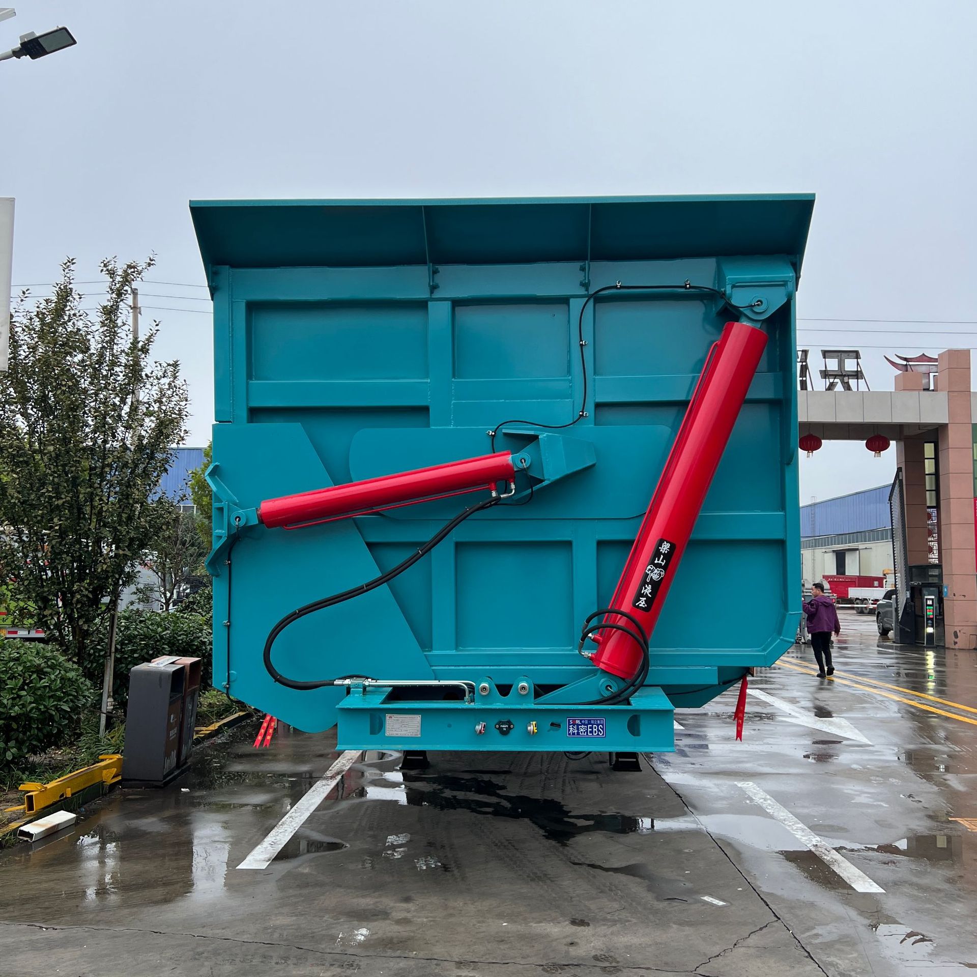 Factory Production Cross-Border Sales of Heavy-Duty Rollover Dump Trucks 3-Wheelbase Semi-Trailers for Transporting Sand, Gravel, and Coal Trailers