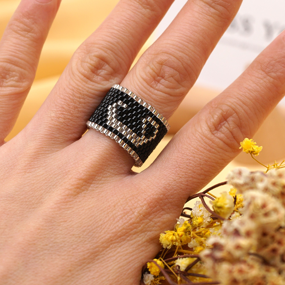 Hand-woven Beaded Hand Rings display picture 1