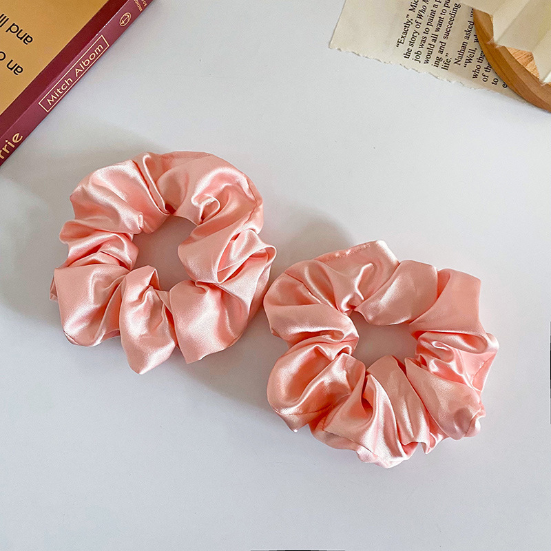 연꽃 뿌리 색상