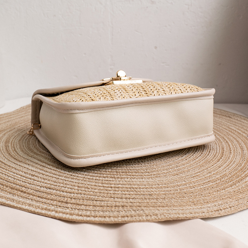 Bolso de mujer 2022 Nuevo tejido Perla Cadena de bloqueo portátil pequeña bolsa cuadrada bolsa de teléfono móvil informal bolsa pequeña de regalo