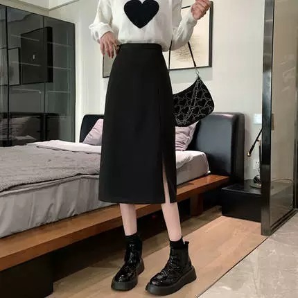 Black High-Waisted Bodycon Midi Skirt Women's 2024 New A-Line Straight Skirt Autumn/Winter