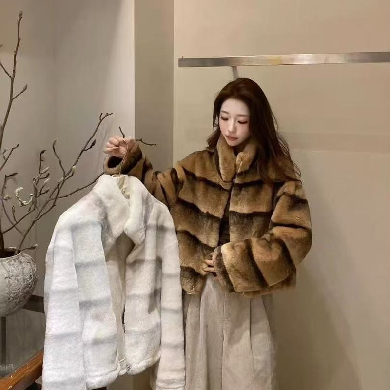 Totoro Fur Outwear for Women 2025 New Maillard Style Fur Outwear New Mink-Like Gold Mink Velvet Outwear