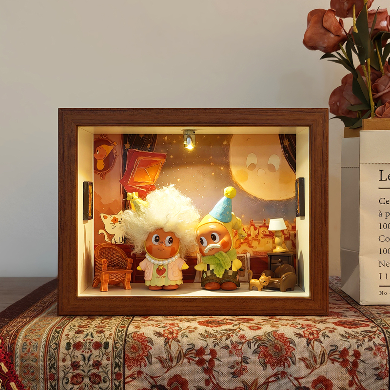 Star People Heartbeat Blind Box Figurine Set with Scenery and Hollow 7 Glass Photo Frame Bubble Set