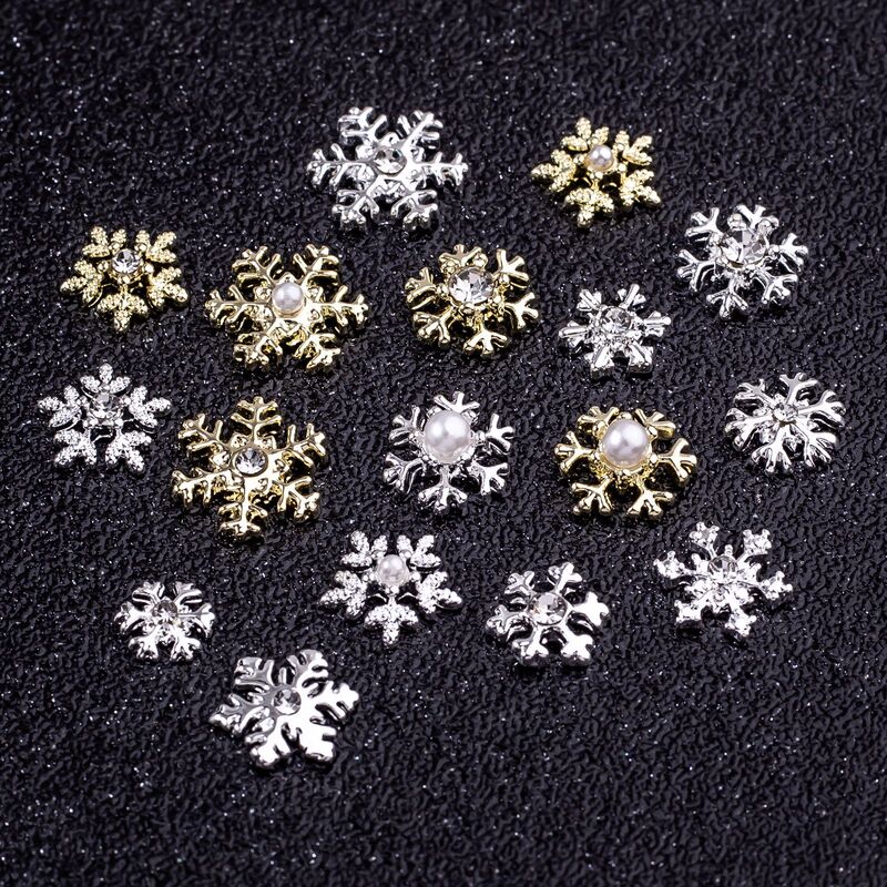 Winter Christmas Nail Art Snowflake Decorations Gold and Silver Alloy Nail Rhinestones Wearable Nail Accessories Nail Decoration