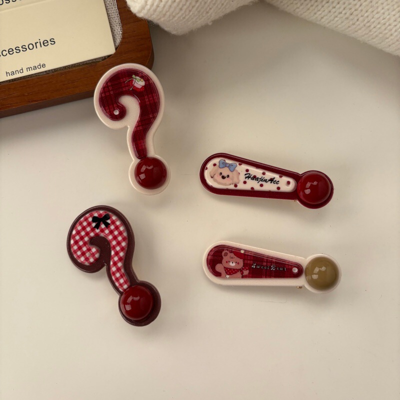 Fun Red Question Mark Hairpin for Women with Side Broken Hair Bangs Clip on Forehead Cute Creative Duckbill Clip Hairpin Headdress