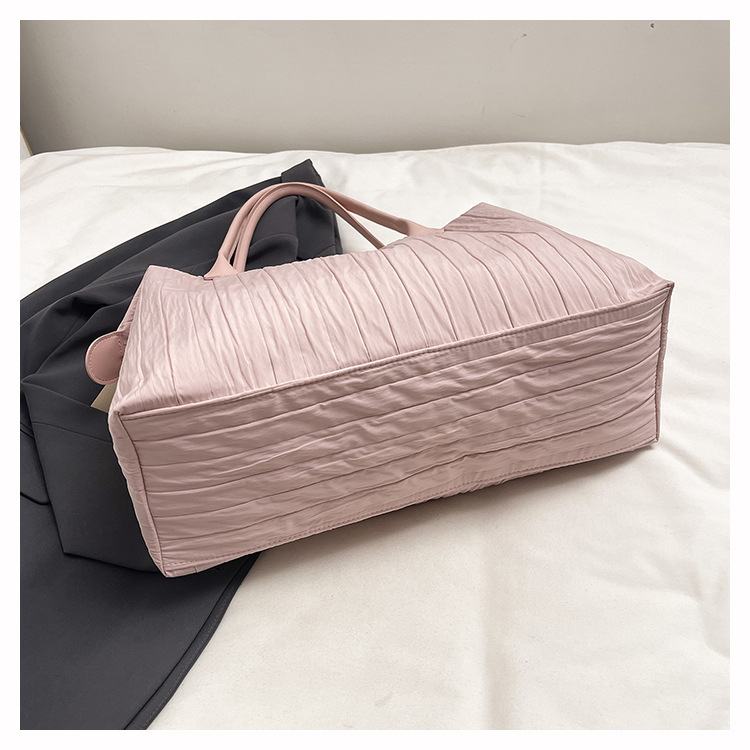 Wrinkled Nylon Handheld Travel Bag Women Large Capacity Single Shoulder Luggage Tote Lightweight Short Trip Business Trip Fitness Storage Bag