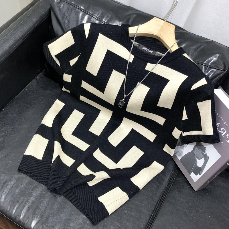 Spring and Autumn Geometric Pattern Base Shirt Men's Slim-fit Casual Trendy Brand Short-sleeved Knitted Top Clothes Summer T-shirt for Men Spring and Autumn Geometric Pattern Base Shirt Men's Slim-fit Casual Trendy Brand Short-sleeved Knitted Top Clothes Summer T-shirt for Men