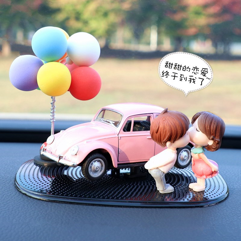 Pareja de adornos creativos para automóviles femeninos lindos accesorios para automóviles panel de instrumentos decoración de control central perfume para automóviles productos de aromaterapia