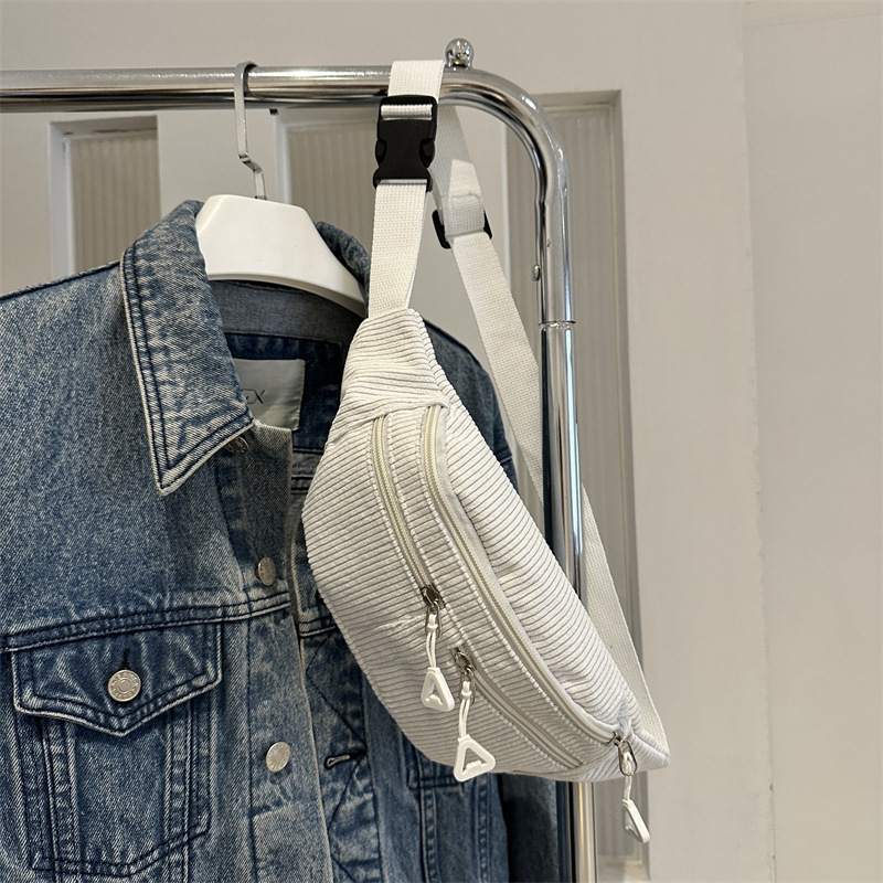 Bolso de velcro de cordillera para mujeres 2024 otoño nuevo bolso de pecho simple de gran capacidad de hombro casual bolso de cintura