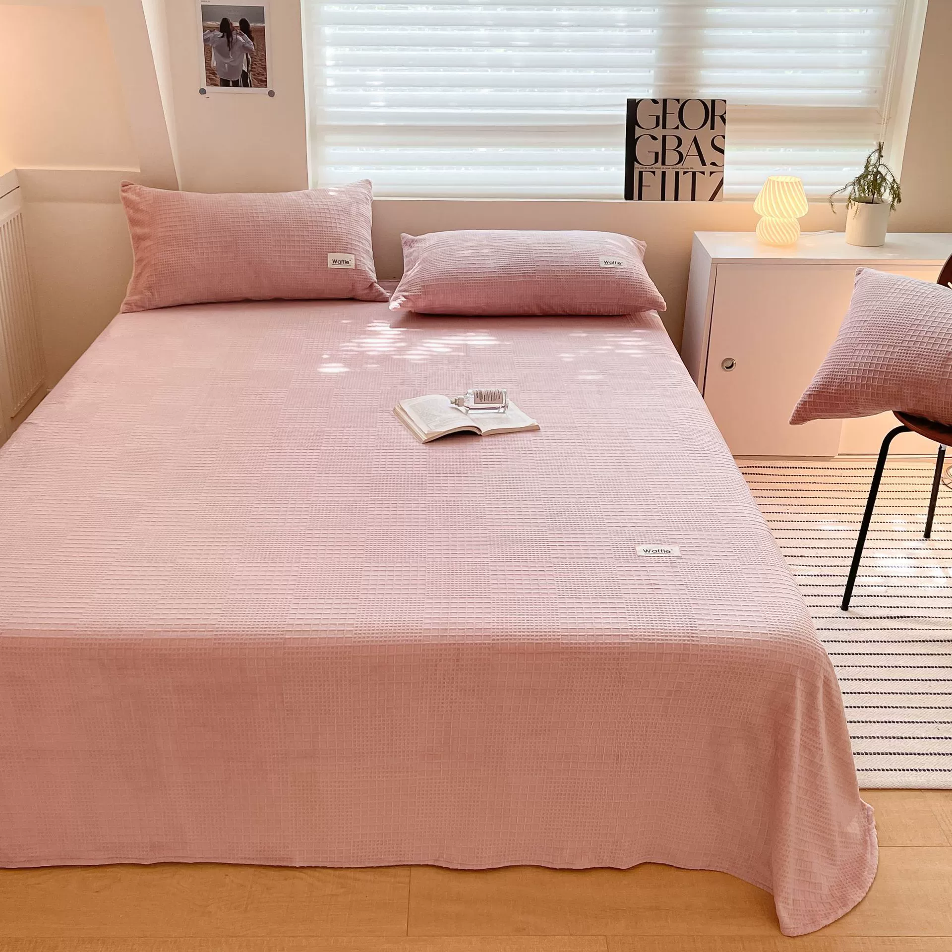 Хорошая молочная бархатная простыня без принта в японском стиле, зимнее теплое покрывало, одинарное Коралловое бархатное нескользящее одинарное двуспальное покрывало, одинарное