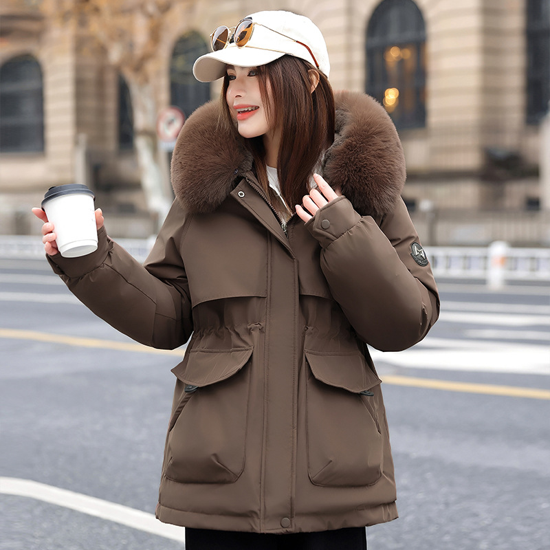 Paquete de mujeres invierno 2025, nuevo tipo de ropa de plumón delgada, abrigo de moda con piel gruesa