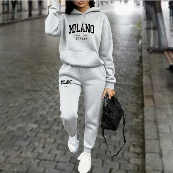 Hot-Selling Autumn and Winter Printed Women's Sweatshirt and Sweatpants Set with Fleece, Classic Fashion Trendy Versatile Outfit