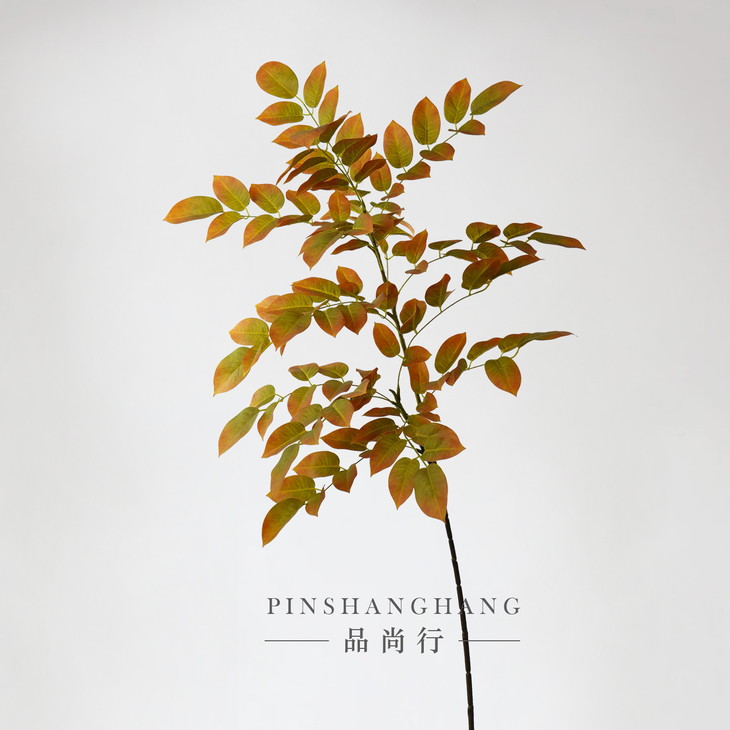 Simulación de hojas de guayaba de ramas altas, hojas de paisaje de ramas grandes, plantas verdes de alto nivel, decoración de bodas para el hogar