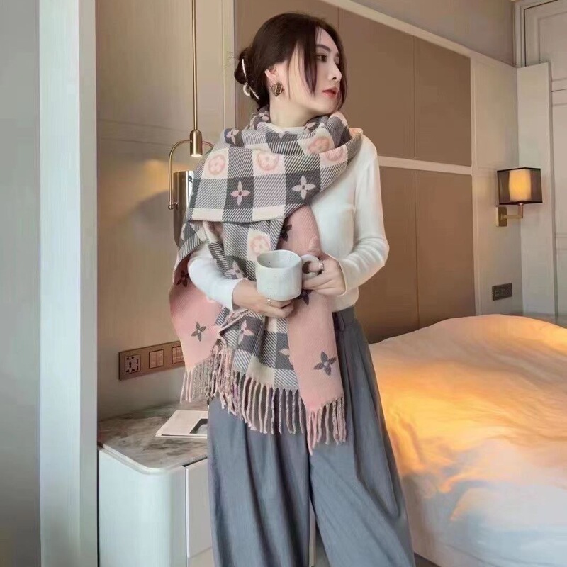 女秋冬韩版围脖情侣仿羊绒新款格子保暖披肩可爱爱心时尚加厚围巾|undefined
