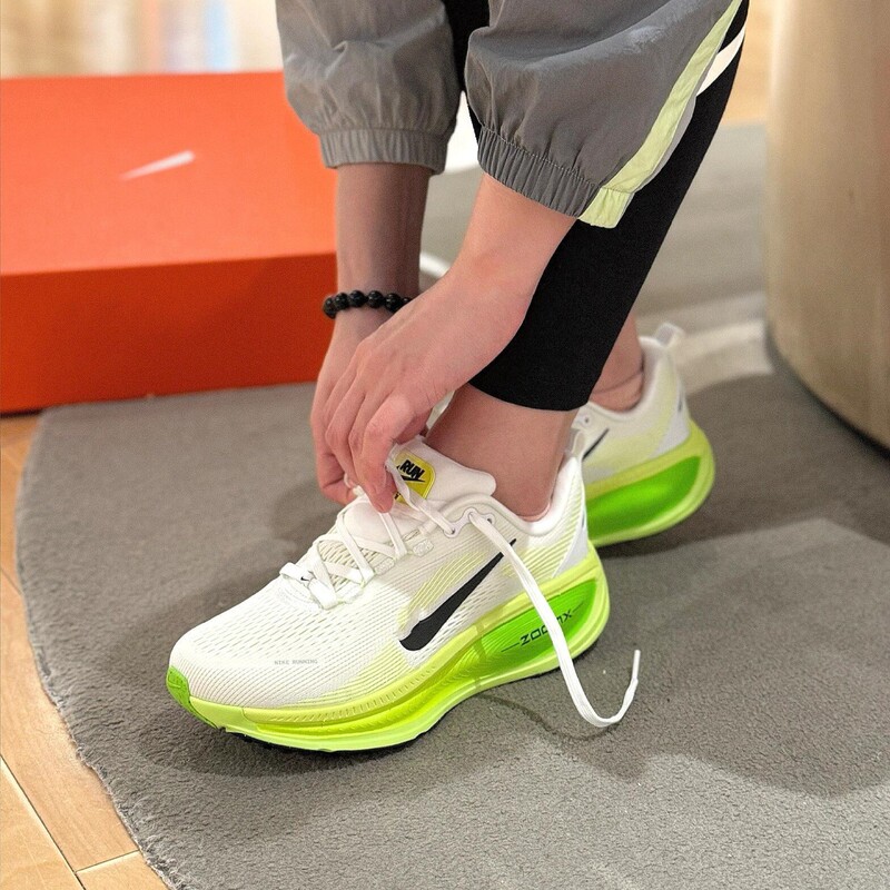 Putian Shoes Pure Original Vomero18 Mesh Breathable Shock-Absorbing Wear-Resistant Men's and Women's Casual and Comfortable Running Shoes Sports Running Shoes