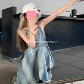 晕染牛仔吊带连衣裙女夏季设计感小众气质显瘦直筒长裙图片色涤纶