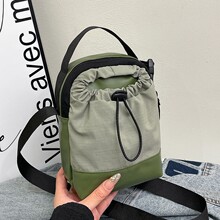 ���N���s�r������С����Ů�����¿����e�μ���W�t����б���