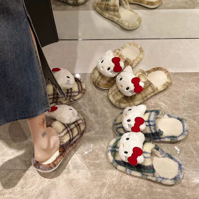 2024 Зимние новые домашние нескользящие хлопковые тапочки с закрытым носком и дизайном в виде мультяшного котенка в клетку для женщин, дышащие, для использования на улице.