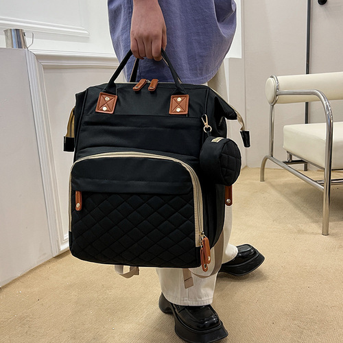 Mommy bag large capacity lightweight baby and mother bag, baby car multi-function dry and wet separation anti-theft hand-held and shoulder bag wholesale