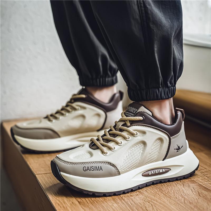 Europa estación zapatos de moda de primavera zapatos deportivos casuales de tamaño grande aumento de suela gruesa hombre Gump Dad zapatos de moda 46