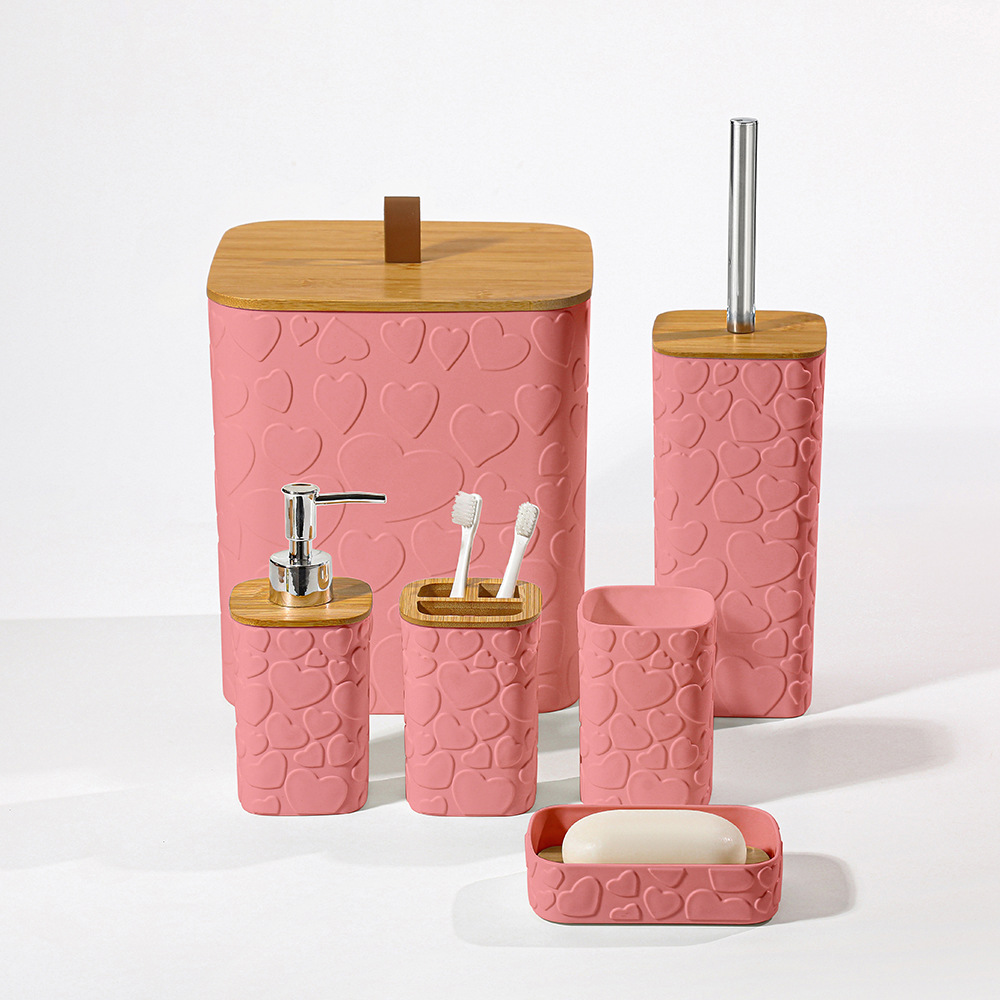 Baño de baño moderno amor en relieve 6 piezas de baño lujoso accesorios de baño botella de loción cepillo de dientes conjunto de tazas