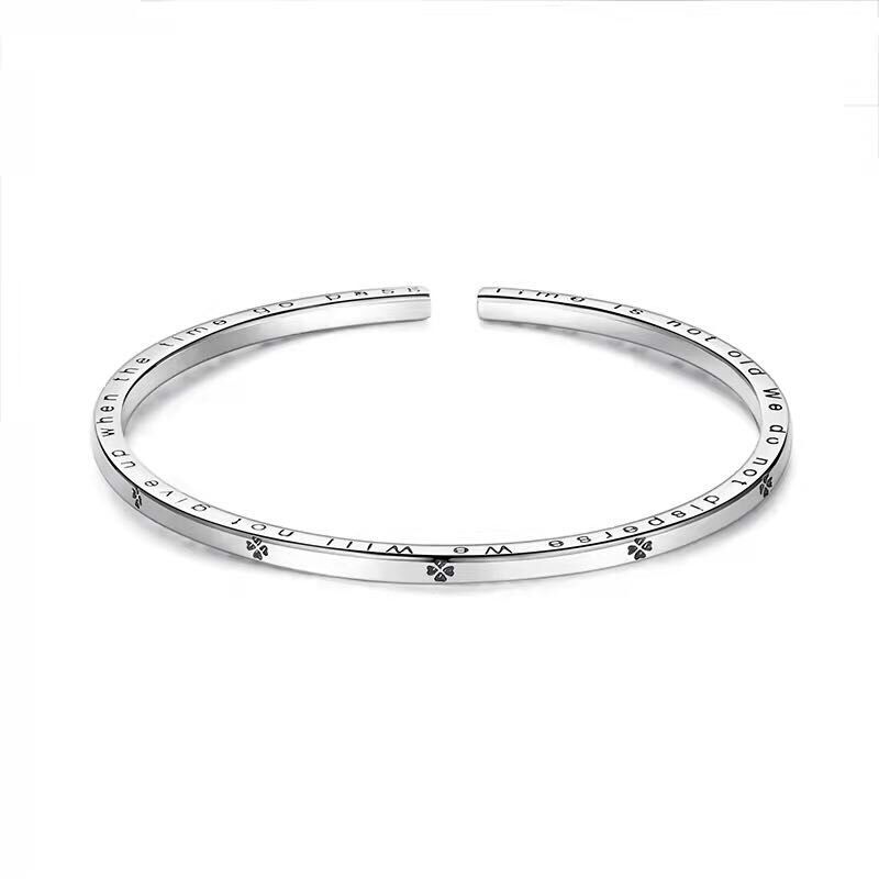 fashionable silver bracelet