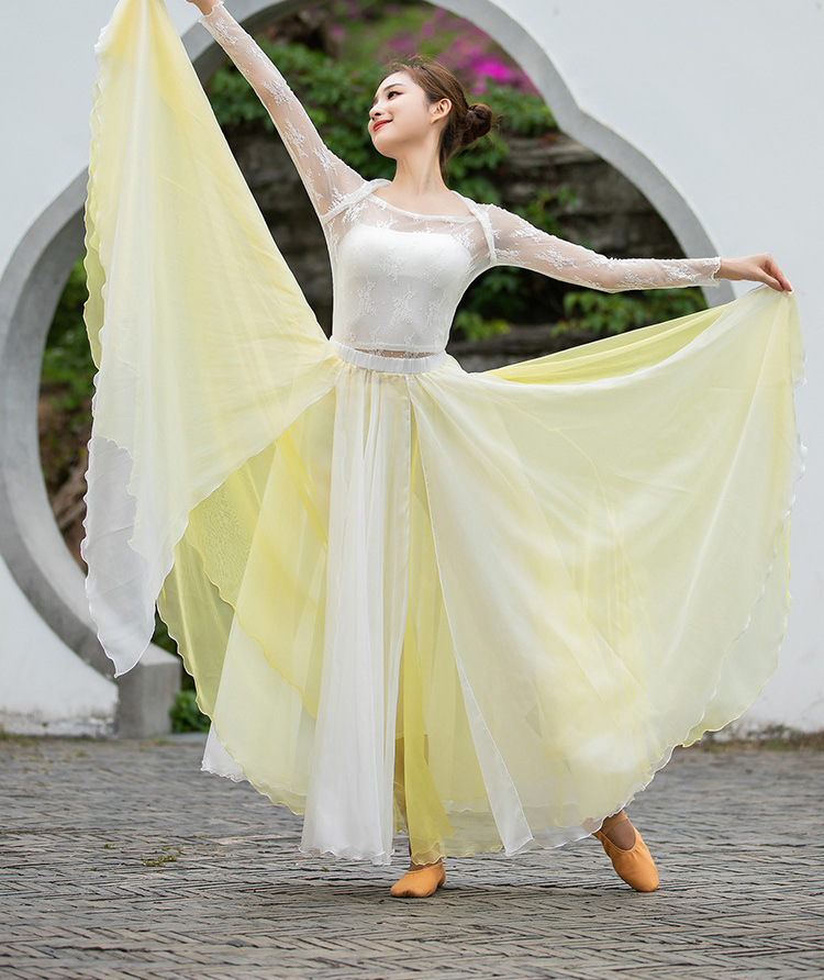 Classic modern ethnic skirt