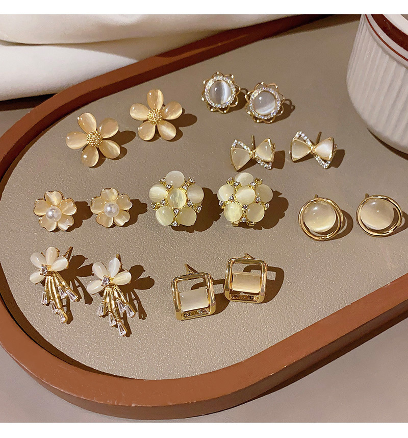 Fashion Geometric Heart Shape Bow Knot Copper Inlay Artificial Pearls Rhinestones Opal Earrings 1 Pa