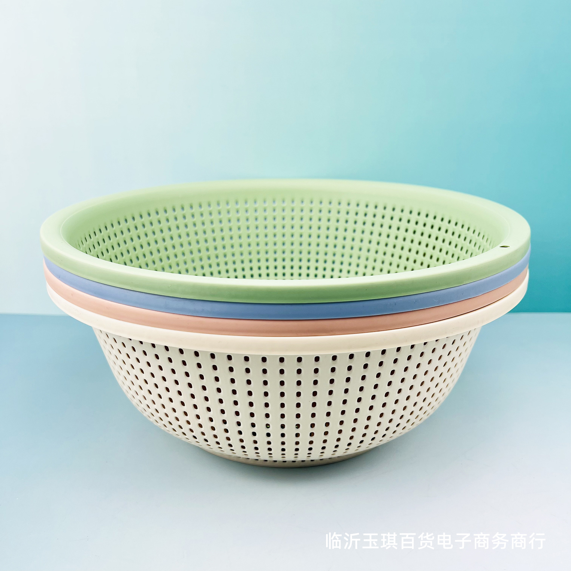 Plastic drying rack for fruits and vegetables