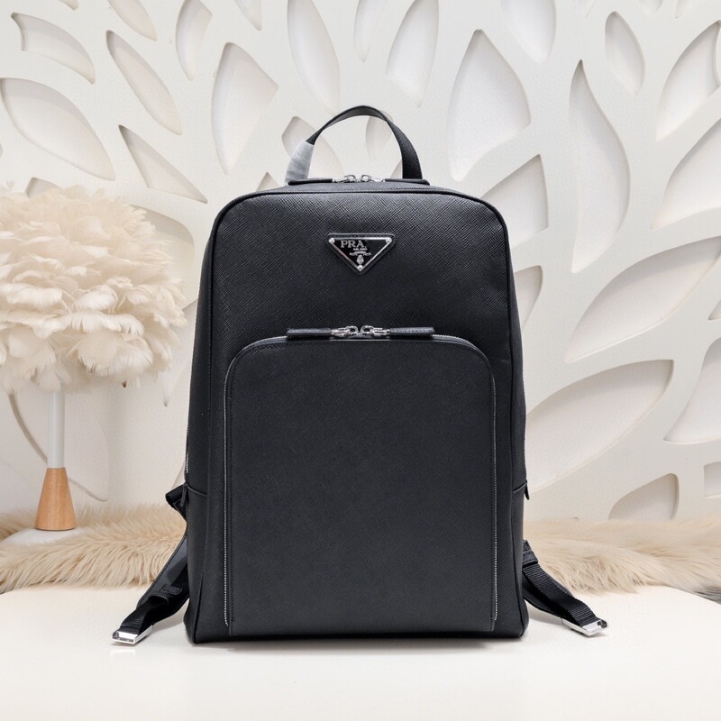 The New Backpack Is Made from Imported Saffiano Leather with Metal Hardware Accessories, Men's Backpack The New Backpack Is Made from Imported Saffiano Leather with Metal Hardware Accessories, Men's Backpack