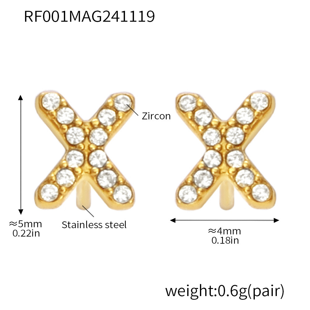 Qiong Yao Titanium Steel 26 letras con incrustaciones de circón Juego de joyas PVD chapado en oro real collar de retención de color pulsera anillo aretes