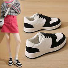 ��ЬŮ�ٴ��ƽ���2025�ļ��¿����б����ϵ����e���\��С��Ь