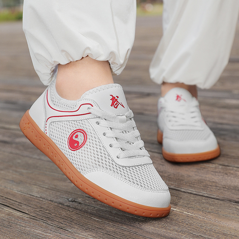 Taiji Shoes Women and Men's Mesh Taijiquan Practice Shoes Martial Arts Training Beef Sole Competition Shoes Taiji Sports Shoes