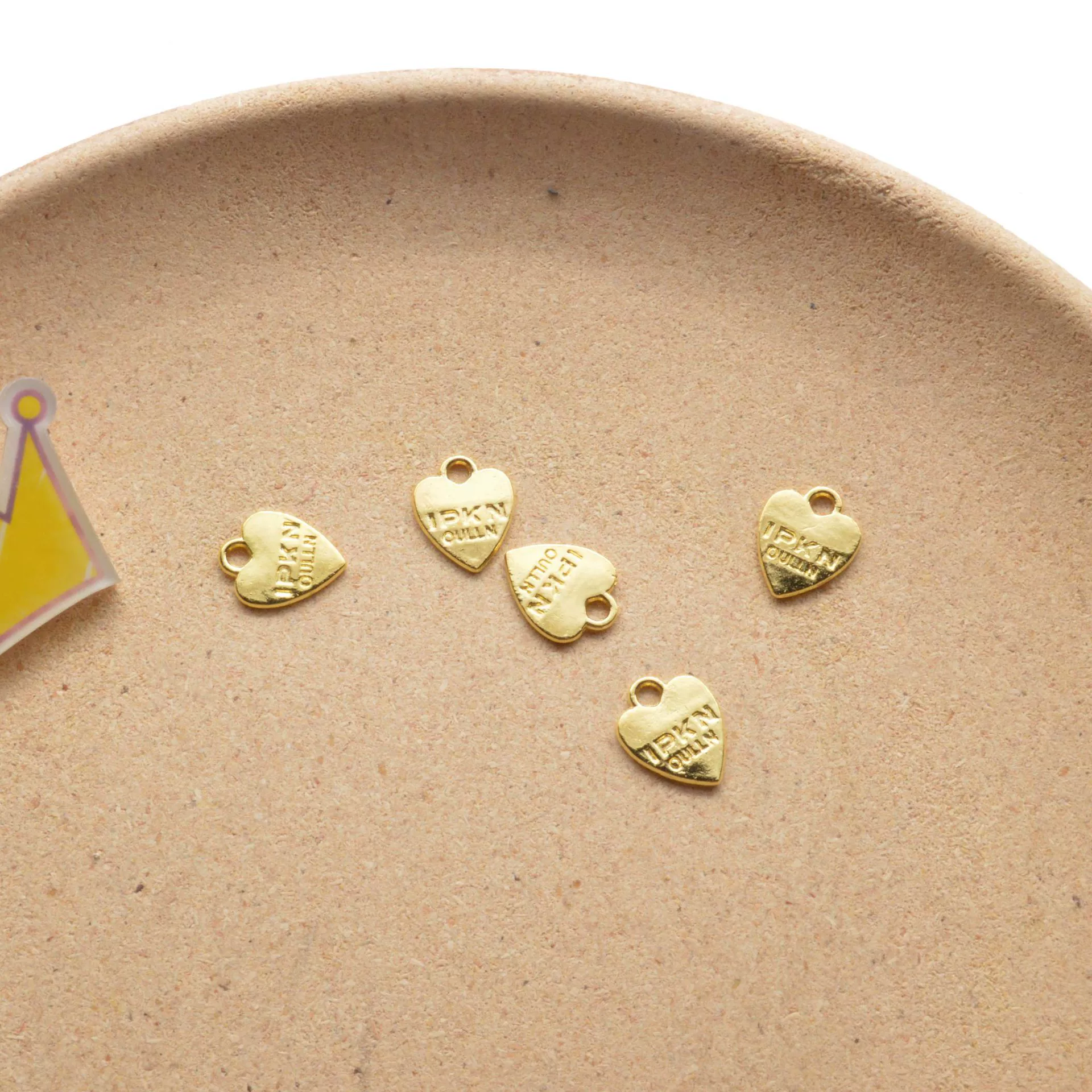 Английская Буква Кулон Любовь ювелирные аксессуары мобильный телефон оболочки украшения Кристалл эпоксидный наполнитель браслет кулон