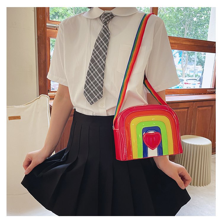 Wholesale Creative Hit Color Rainbow Heart Shape Messenger Bag Nihaojewelry display picture 18