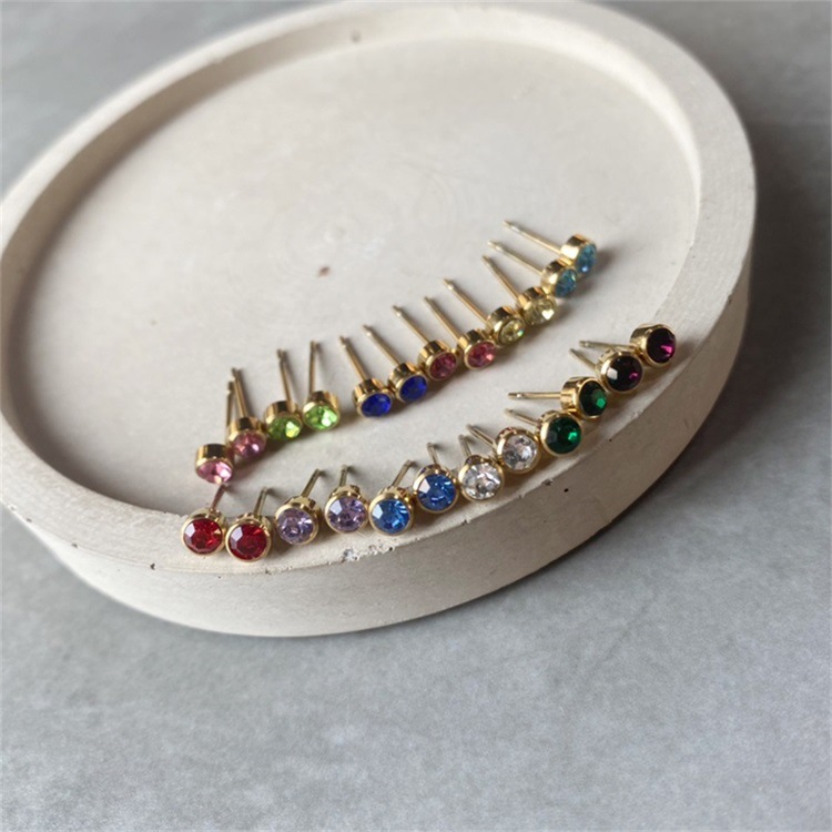 Round Pattern Women'S Gender Inlay Design Simple Style Round Inlay Stainless Steel Rhinestones 14K Gold Plated Ear Studs