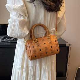 包包女2025新款单肩斜挎女包时尚印花手提包M家手拎波士顿枕头包