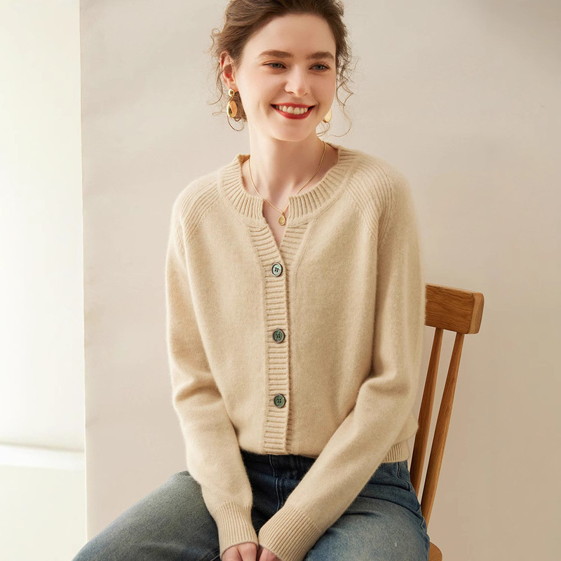 Round Neck Cashmere Cardigan for Women, Pure Cashmere, Autumn and Winter, Loose, Large Size, Thickened Knitted Jacket, Sweater for Women, Long Sleeves