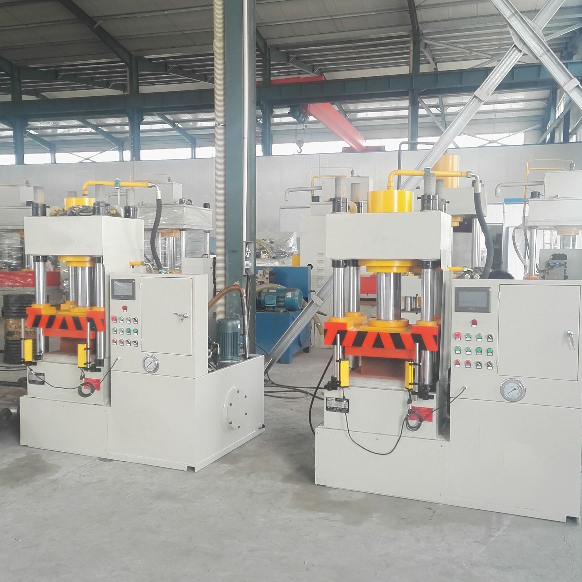 100T四柱不锈钢制品拉伸机 快速冲压机 汽车内饰成型机