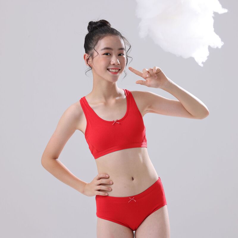 Red Anti-Bump Comfortable Cotton Racerback Vest and Sports Bra Shorts Set for Girls Born in the Year of the Horse