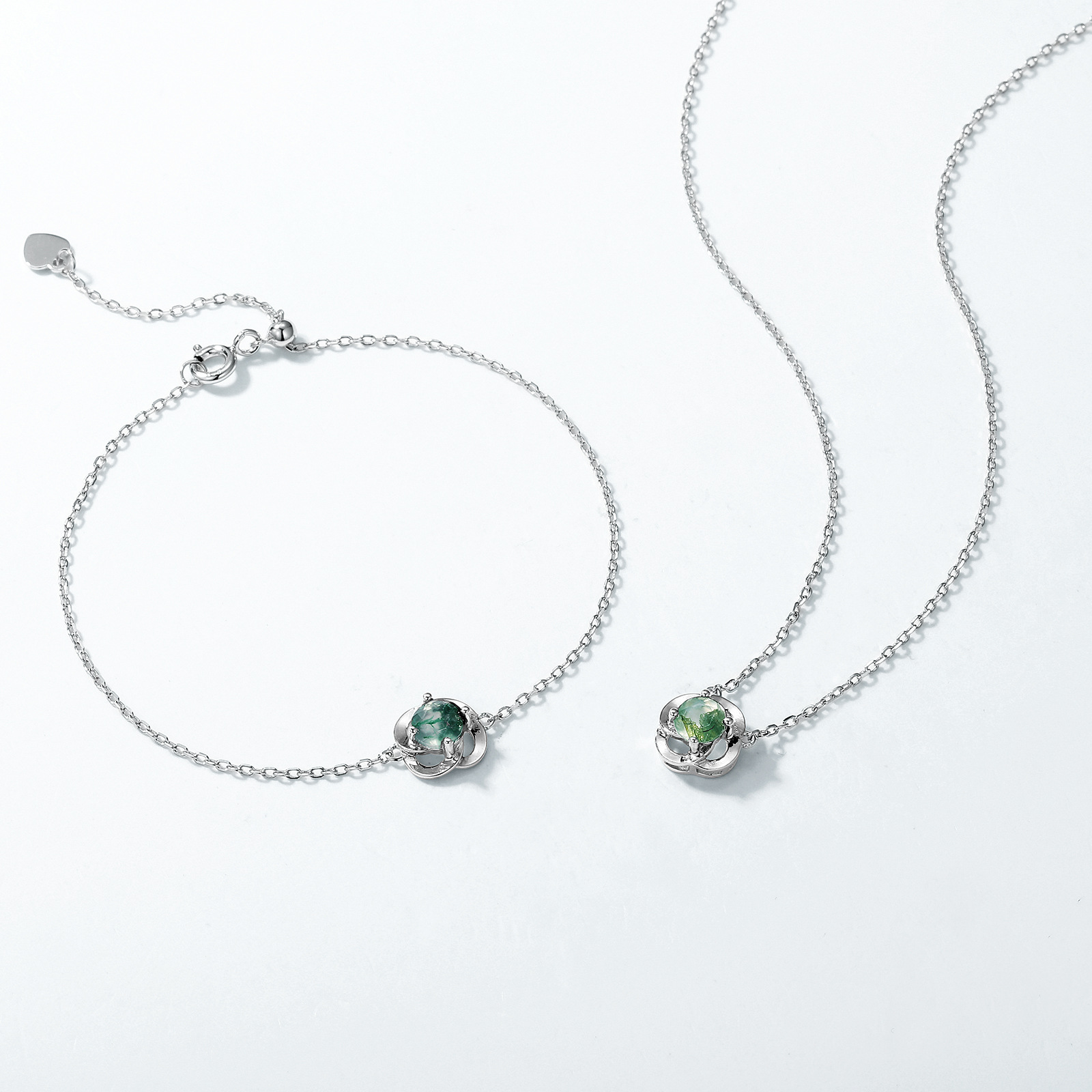 Nuevas flores transfronterizas, brazalete de piedra de musgo verde natural femenino S925 plata, hierba de agua, joyas de ágata, nicho de lujo simple y ligero