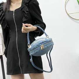 2025新款时尚潮流个性创意牛仔橄榄球斜挎手提包