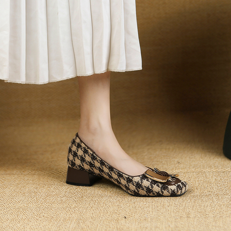 Spot Metall Schnalle Casual Einzelnen Schuhe Frauen Sommer Neue Flacher Mund Starke Ferse Hahnentritt S Low Top High Heels_voghion.com