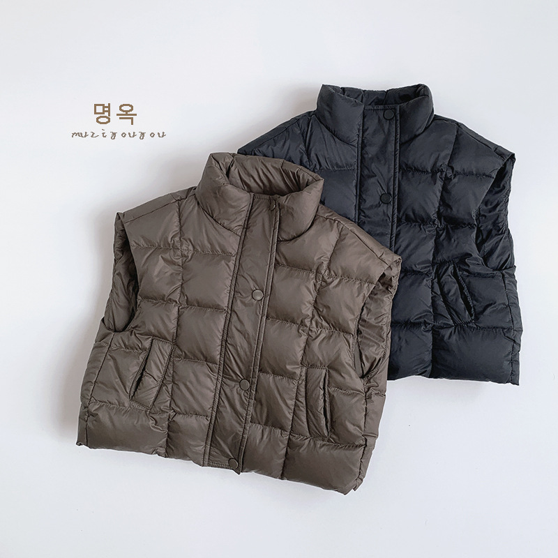 Chalecos de plumón para niños y niñas 2025 invierno nuevo estilo para niños chaleco cálido coreano bebé ropa para niños de moda japonesa y coreana al por mayor