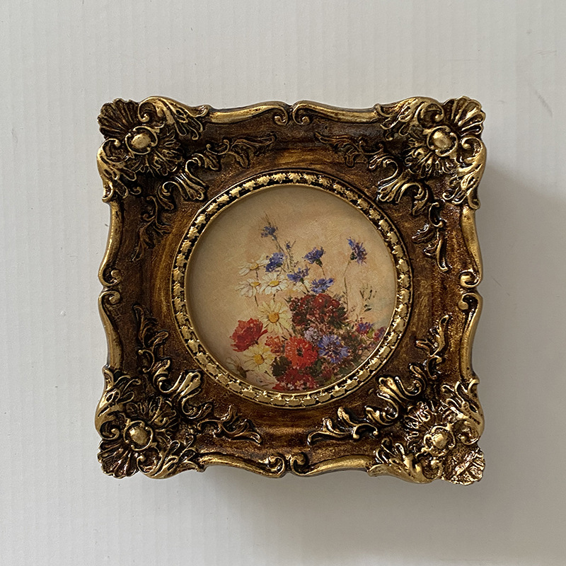 Creative European American style retro golden wedding resin photo frame setting golden resin picture frame carved photo frame wall hanging
