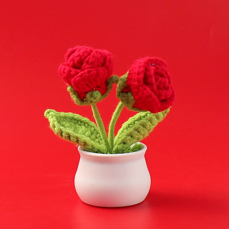Rosas rojas terminadas (dos cabezas) pequeñas macetas