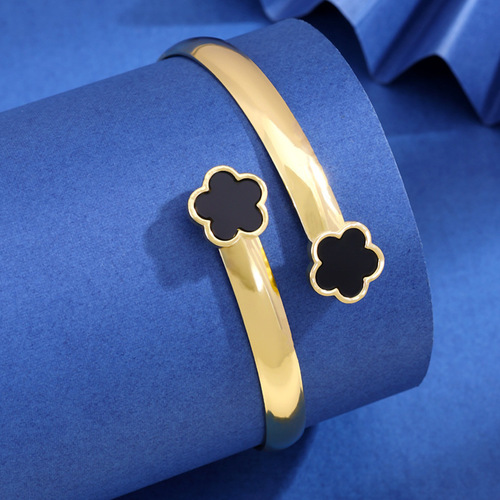 Niche Design Metal Polished Five-Petal Flower Open Bracelet for Women, European and American Cross-Border Hot Selling Personality Clover Bracelet