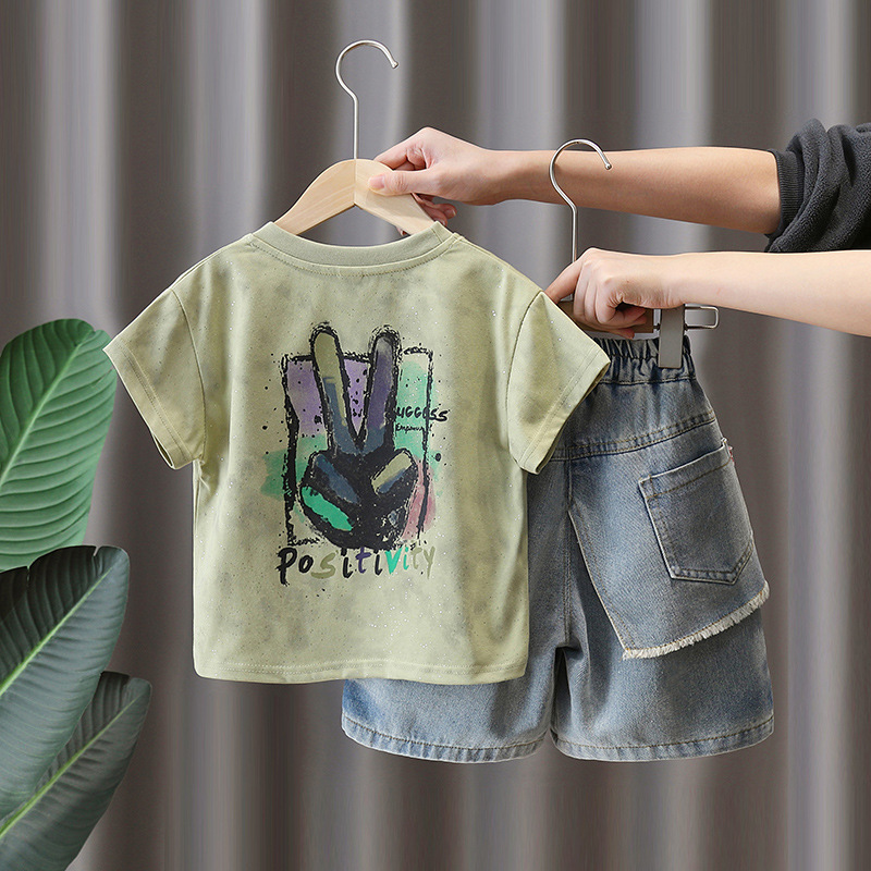 7280 traje de verano para niños 2025 nueva camiseta de manga corta con estampado fino de verano para niños de dos piezas de verano